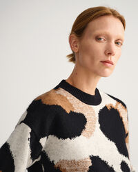 Trui met ronde hals en intarsia luipaardpatroon