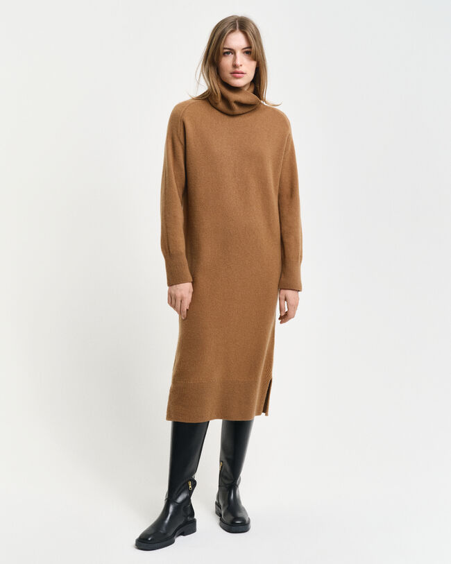 Jurk met col en visgraatmotief