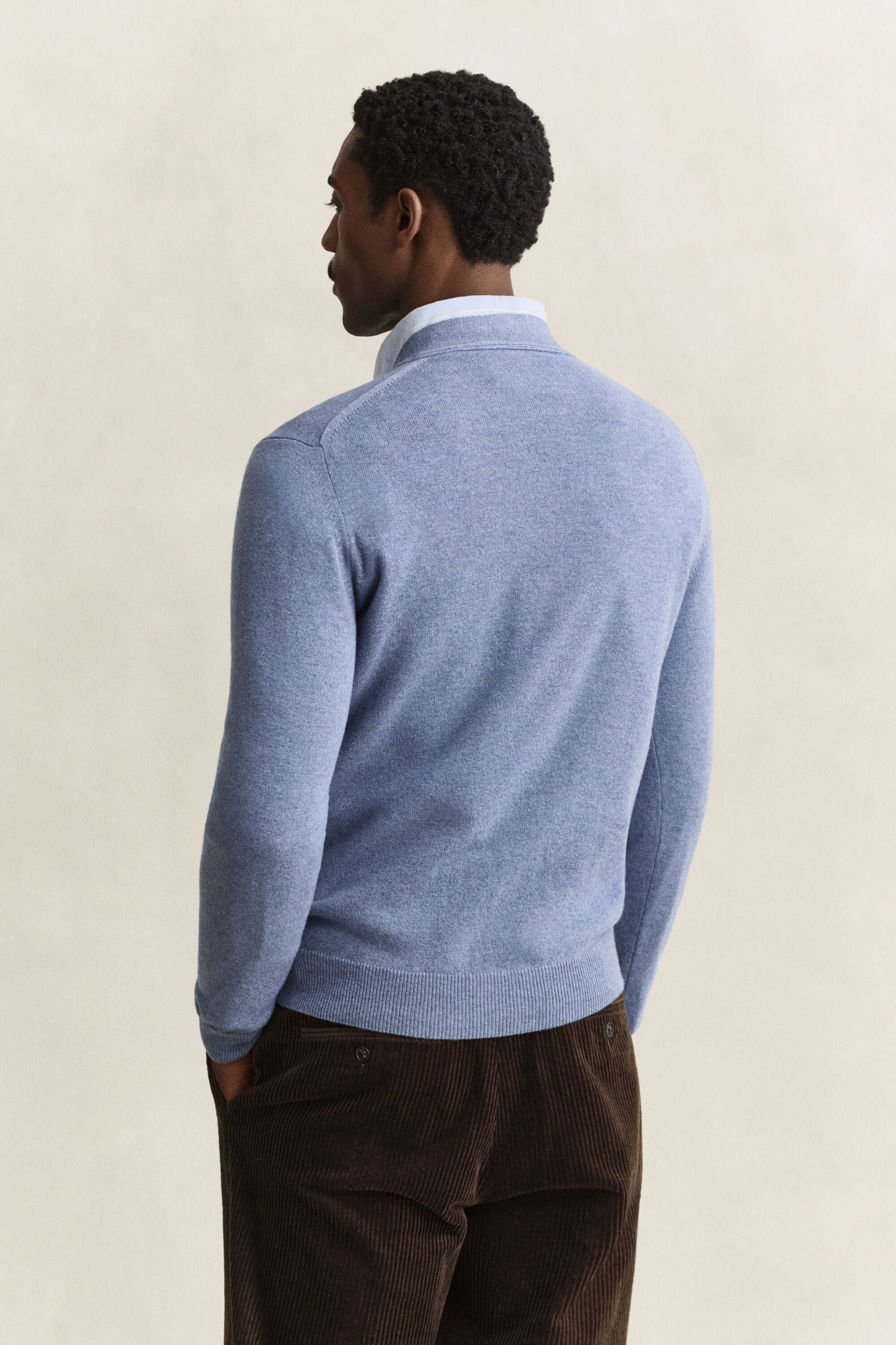 Lamswollen vest met V-hals
