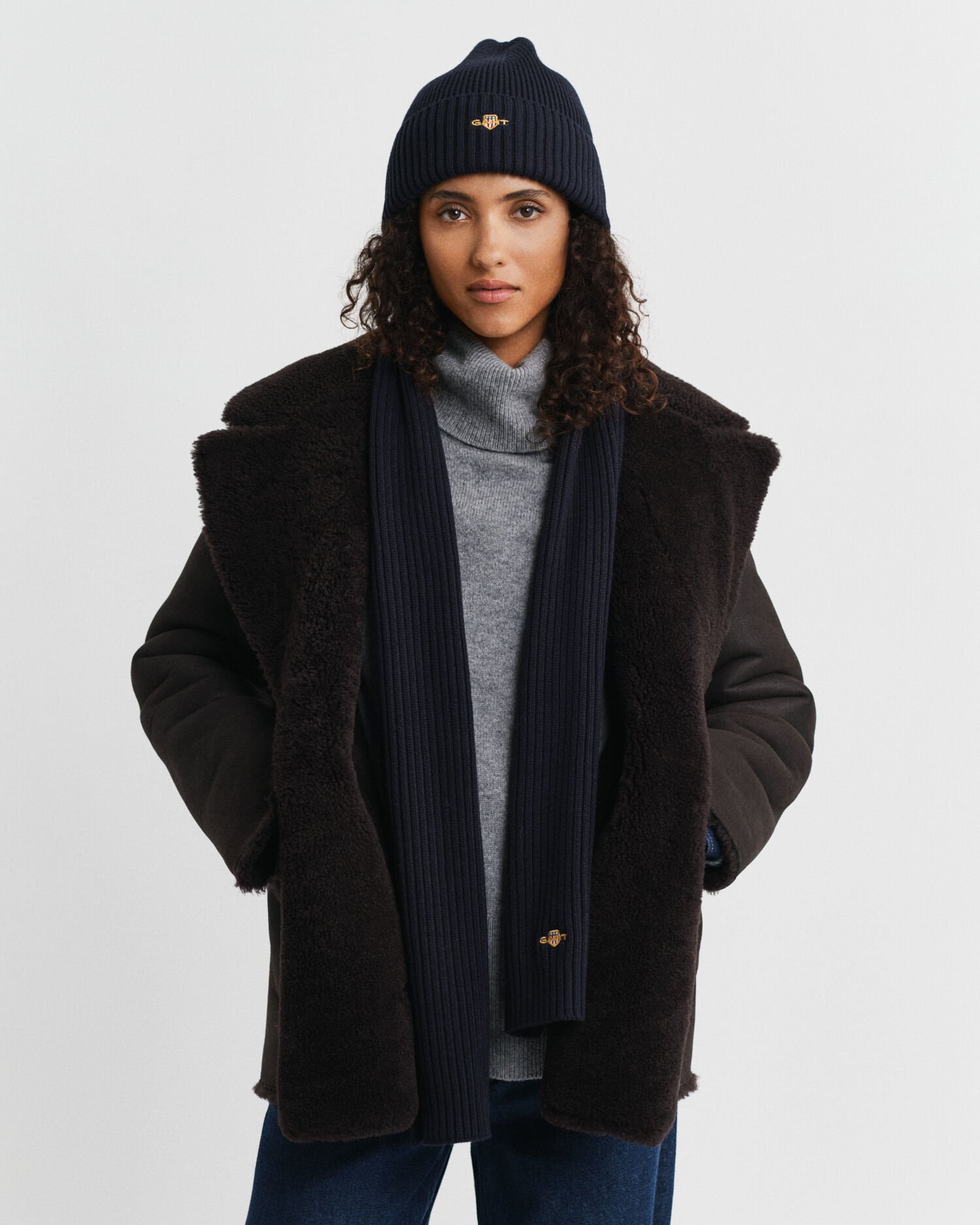 Cadeauset met Shield beanie en sjaal