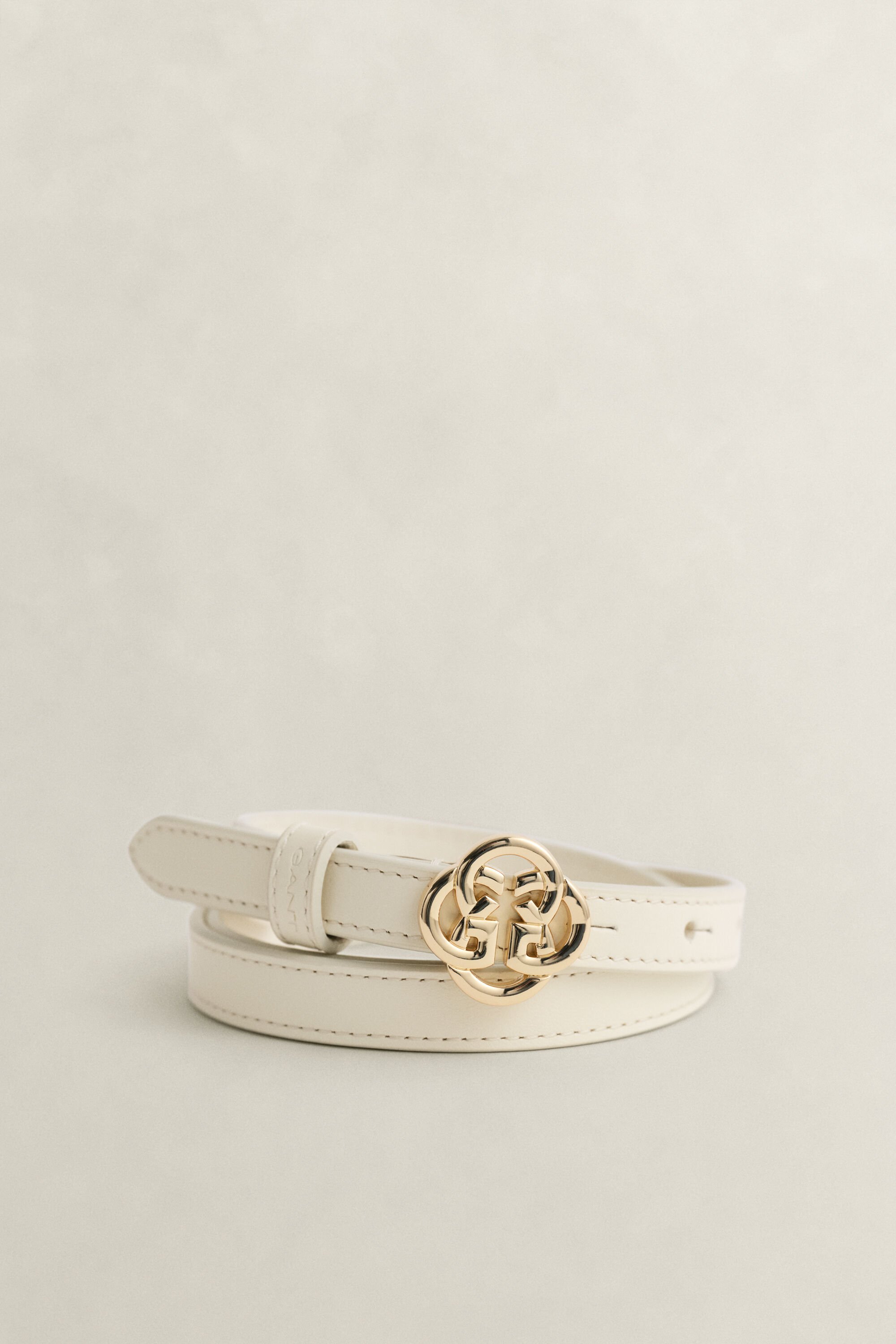 Leren riem met monogramgesp