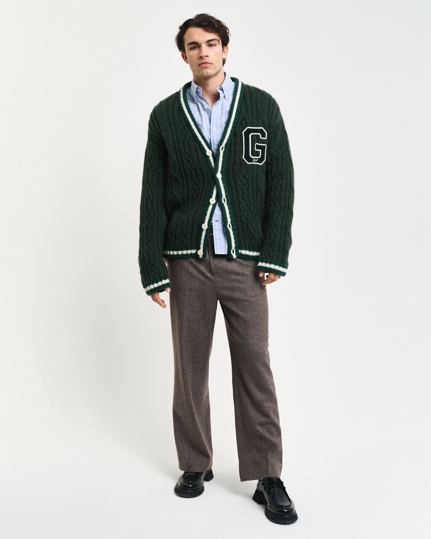 Kabelgebreid vest met seizoensgebonden G