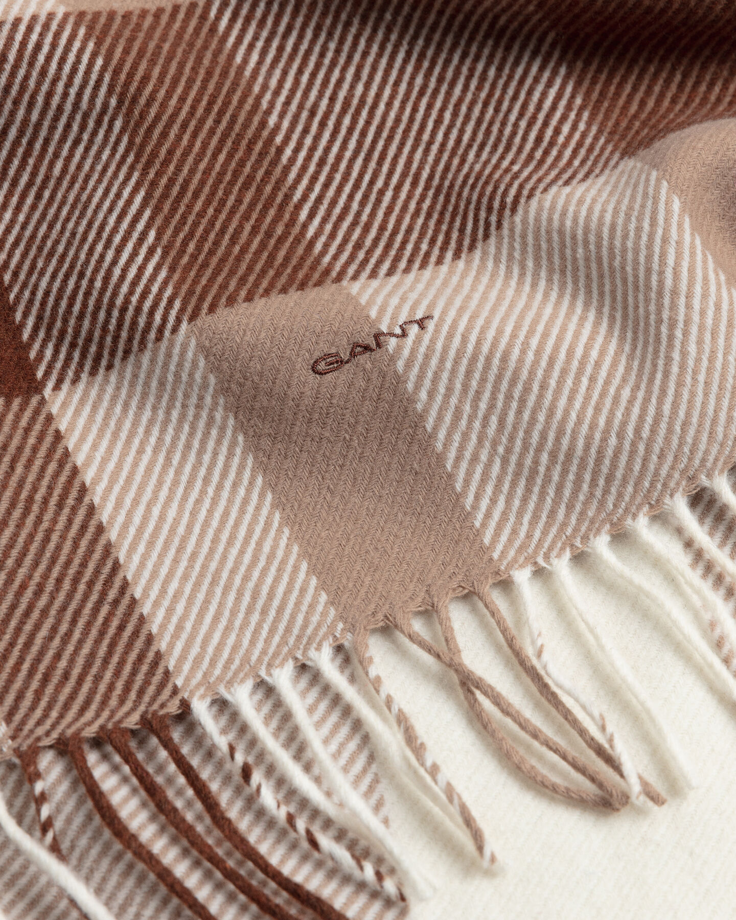 Wollen sjaal met grote ruiten