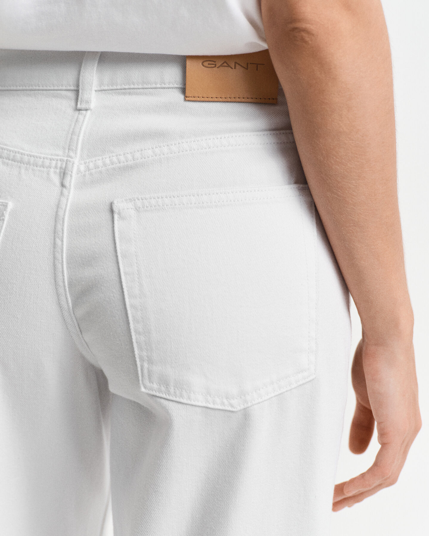 Relaxed Fit witte jeans met rechte pijpen