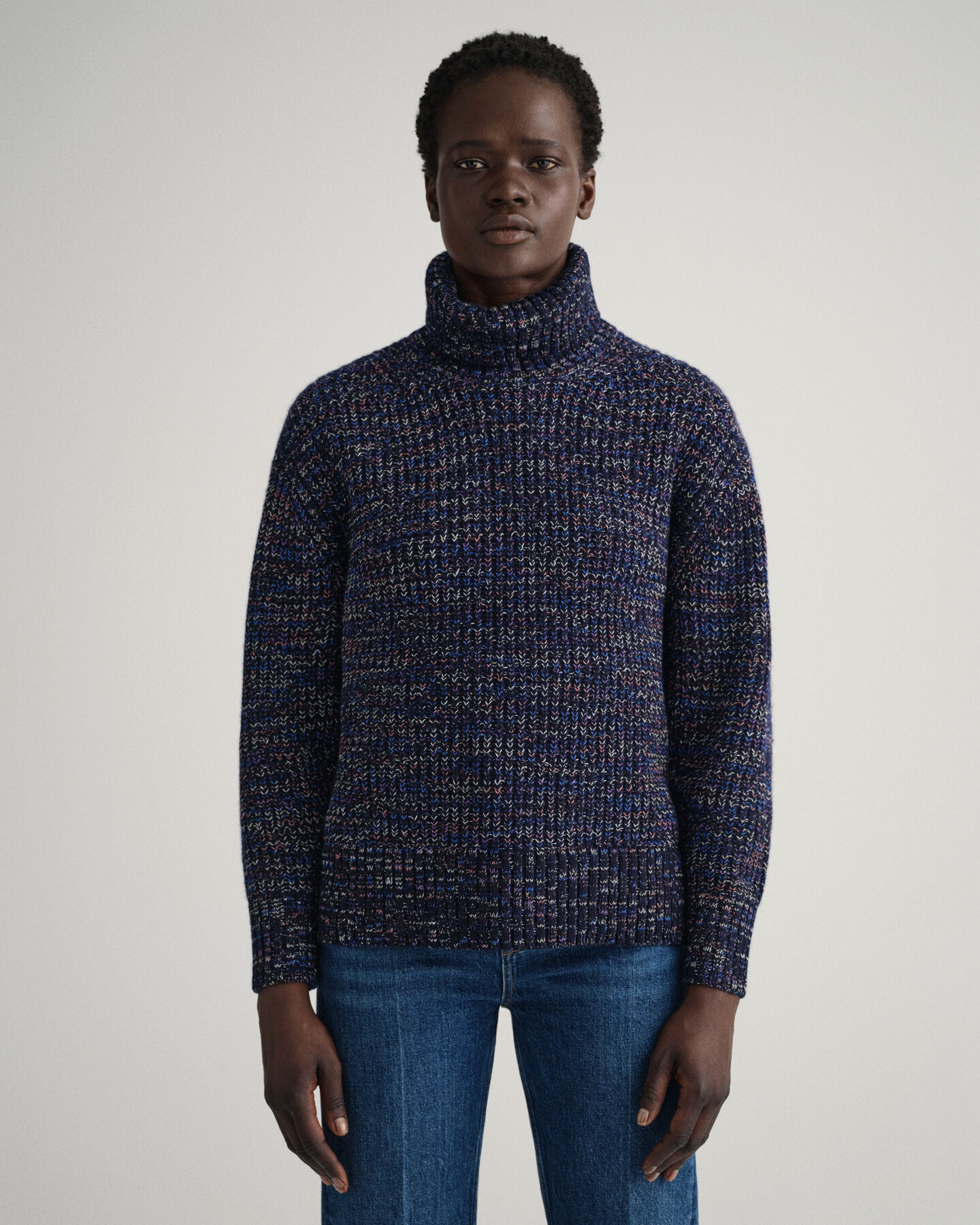 Meerkleurige trui met rolkraag