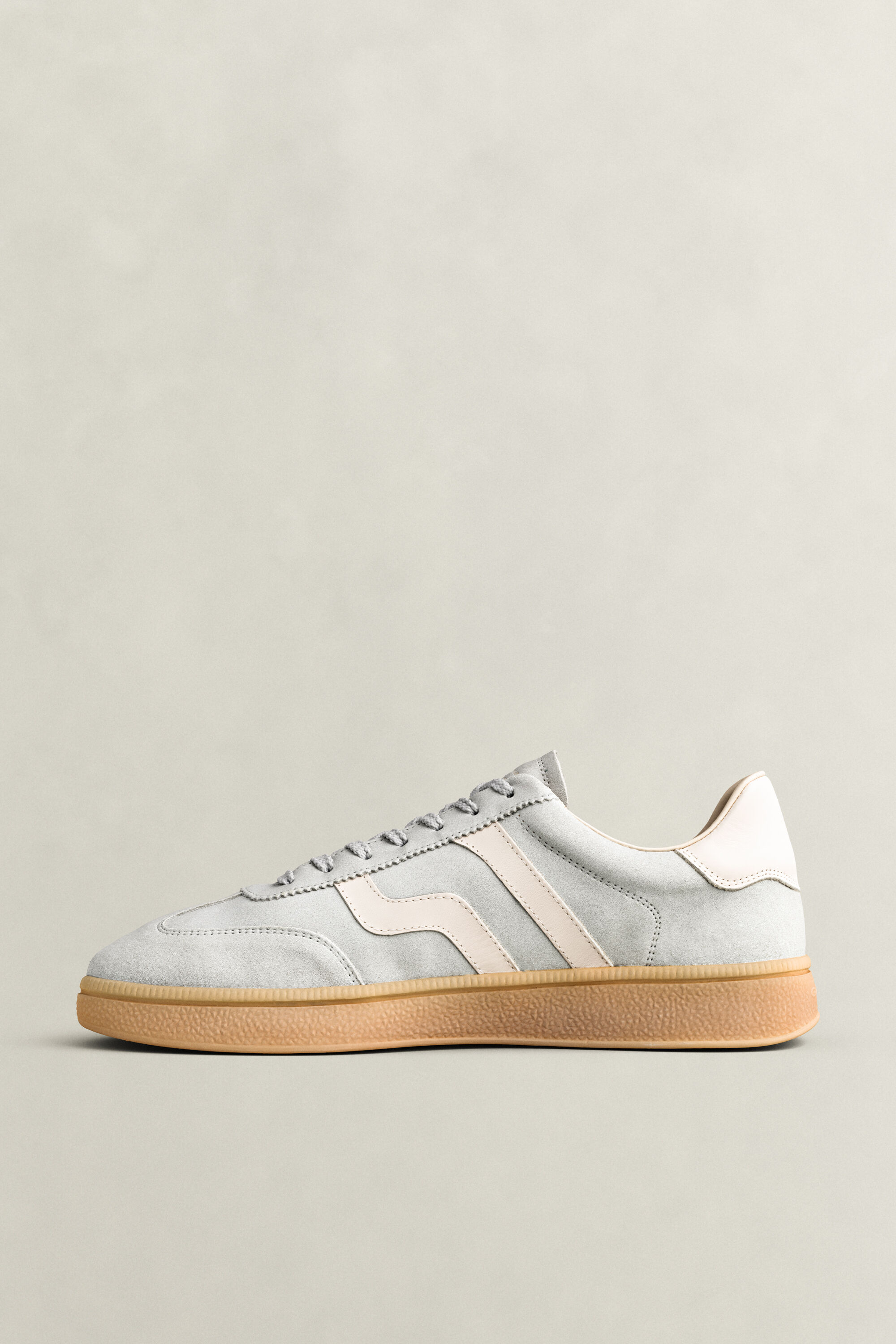 Cuzmo suède sneakers