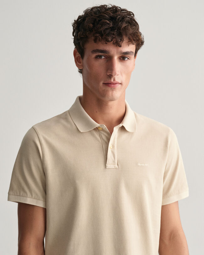 Sunfaded piqu&eacute; poloshirt