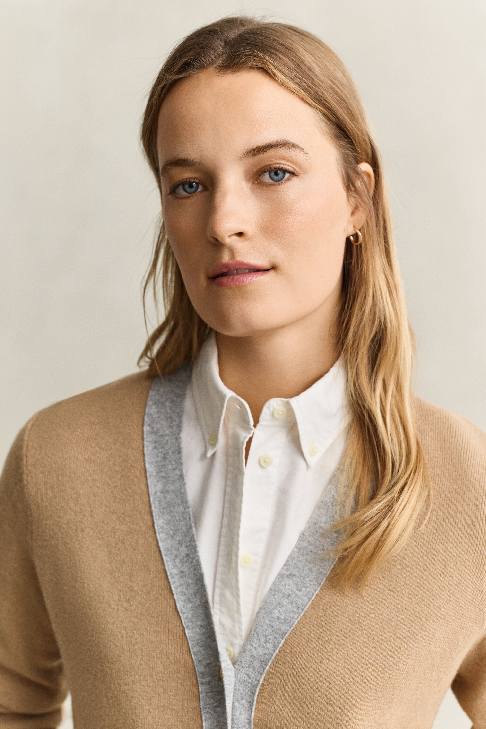 Vest met contrasterende details