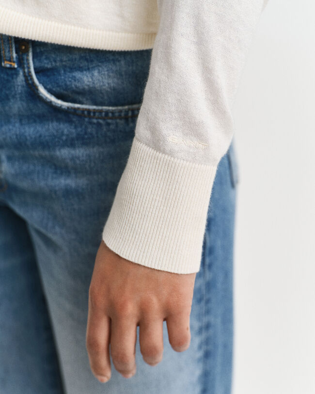 Fijngebreide trui met V-hals