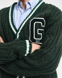 Kabelgebreid vest met seizoensgebonden G