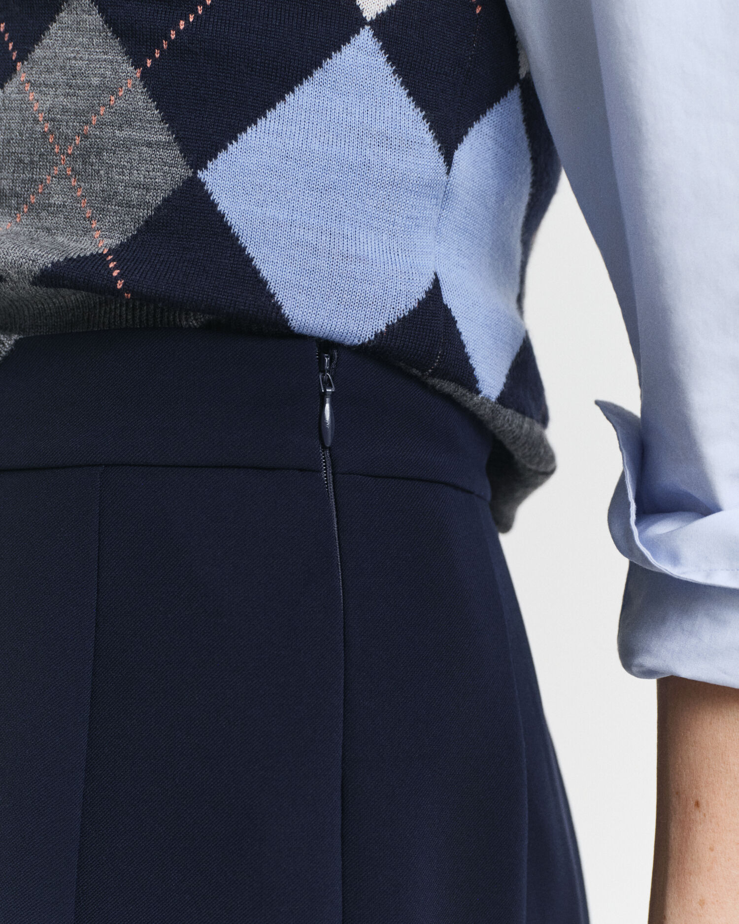 Halflange, wijde plooirok