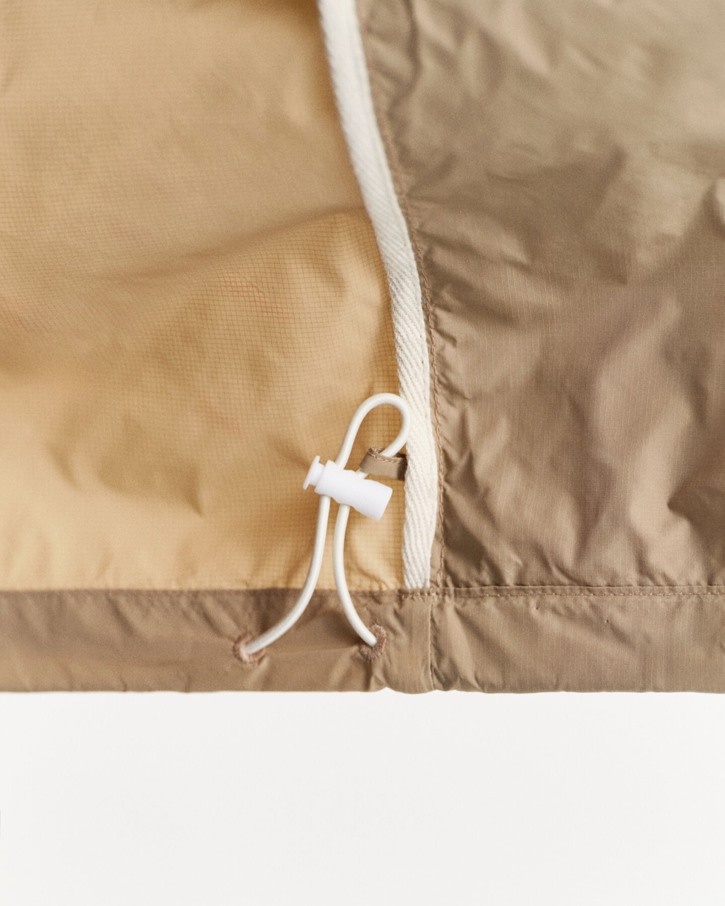 Opvouwbaar lichtgewicht Windbreaker-jack