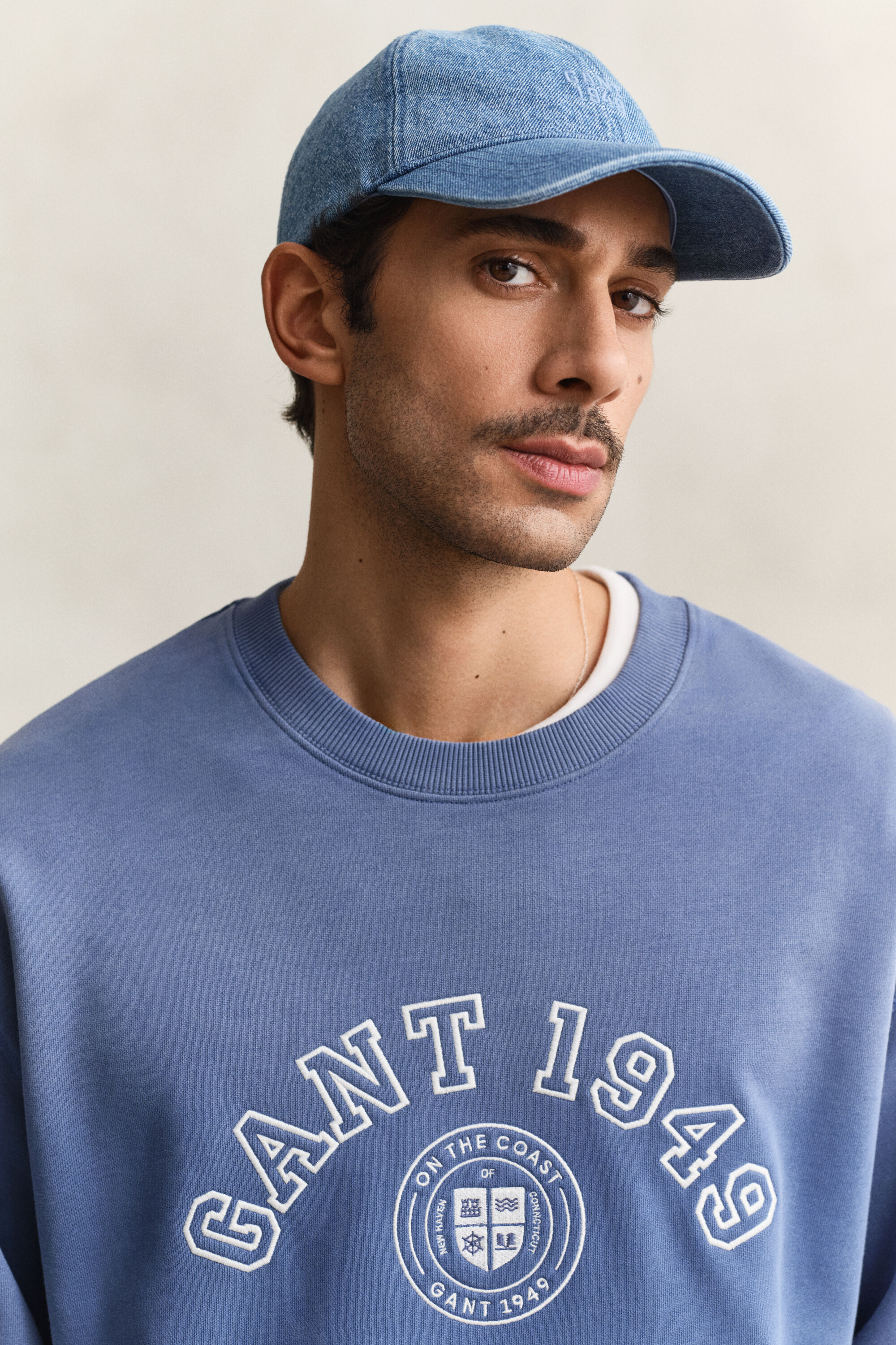 Sweatshirt met spray-afbeelding