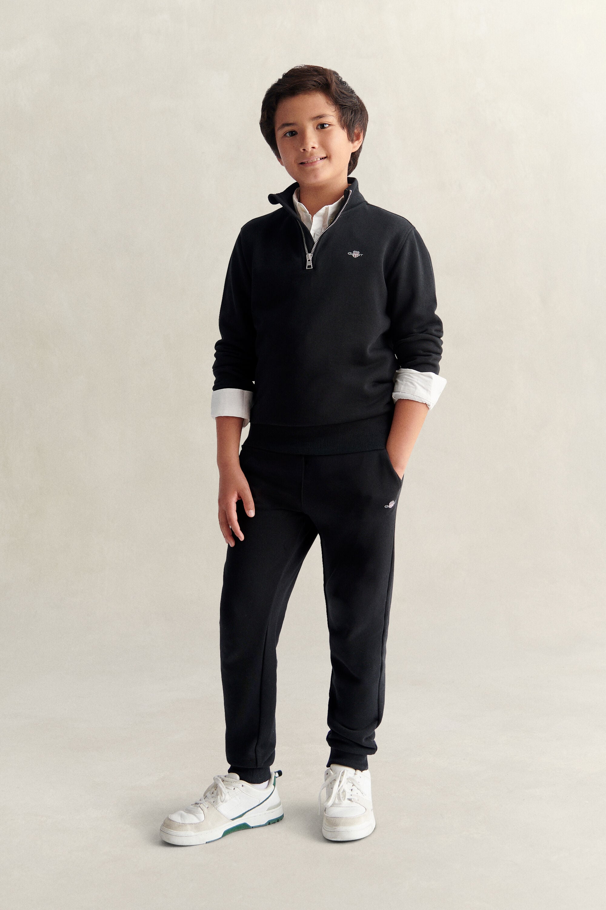 Sweatshirt met korte rits en schild voor tienerjongens