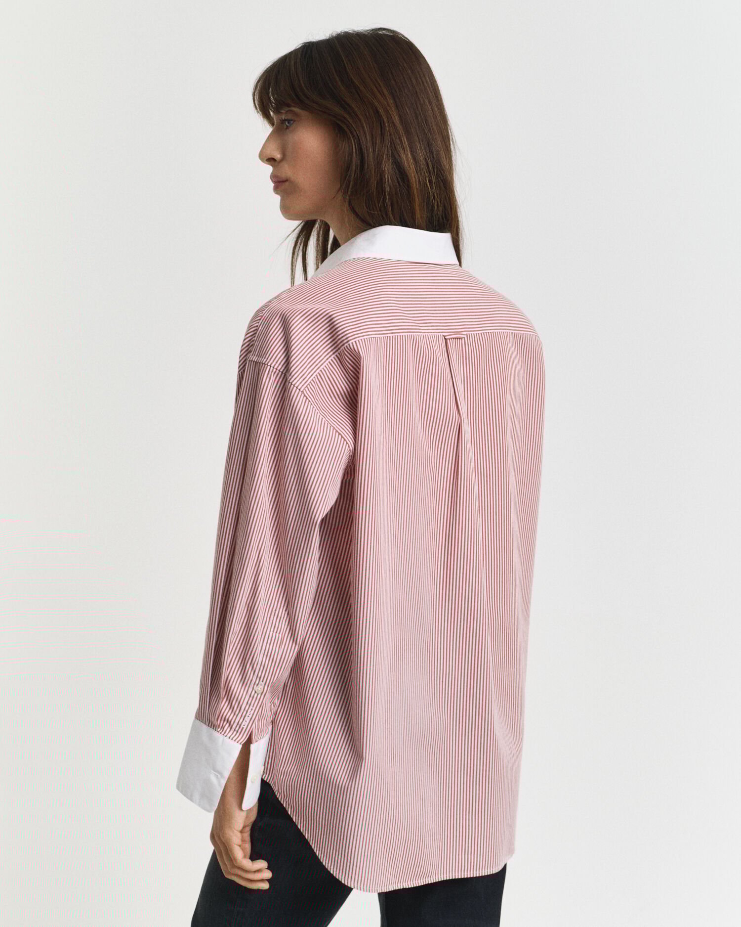 Oversized gestreept overhemd met contrasterende kraag en strepen