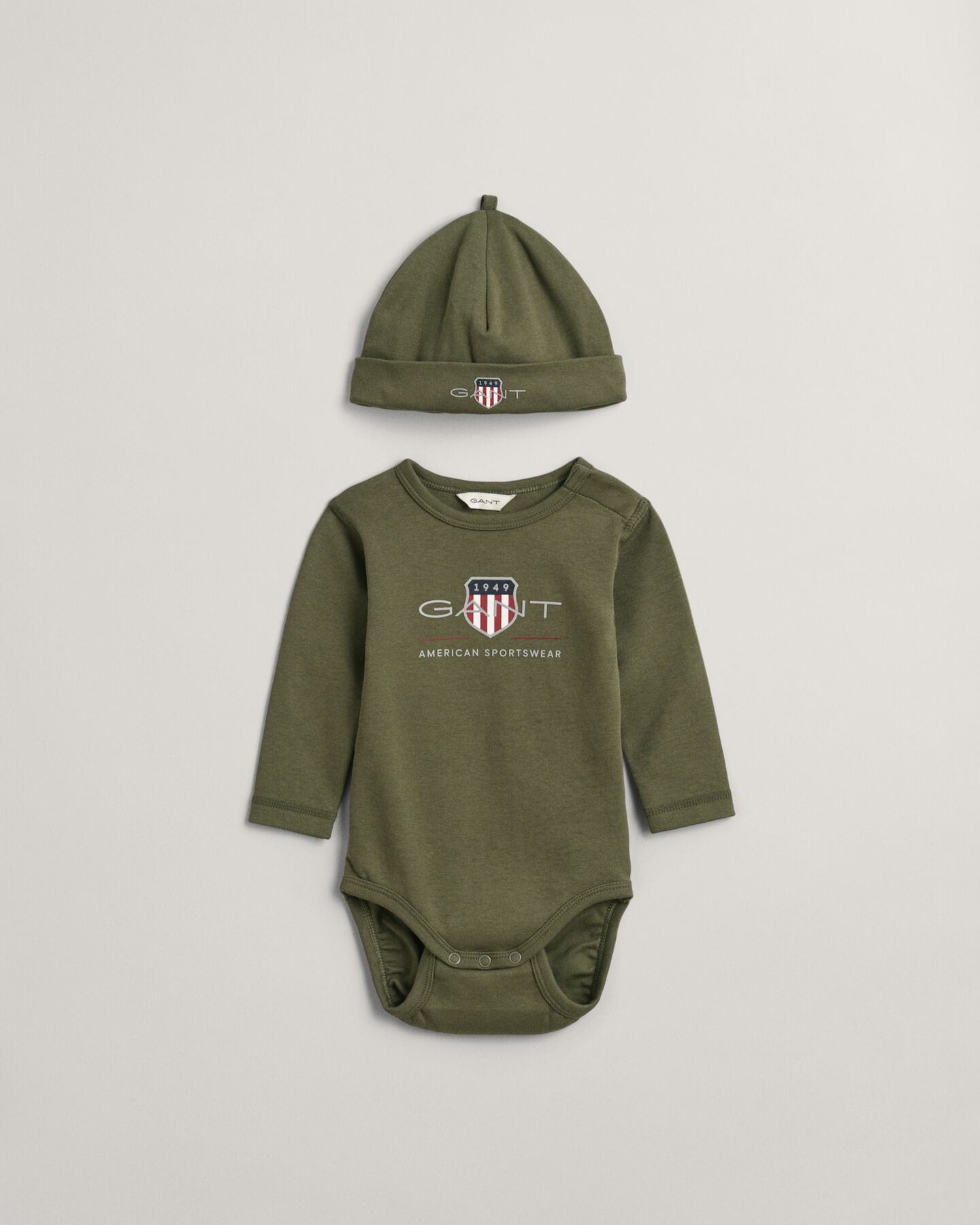 Baby Archive Shield romper & beanie