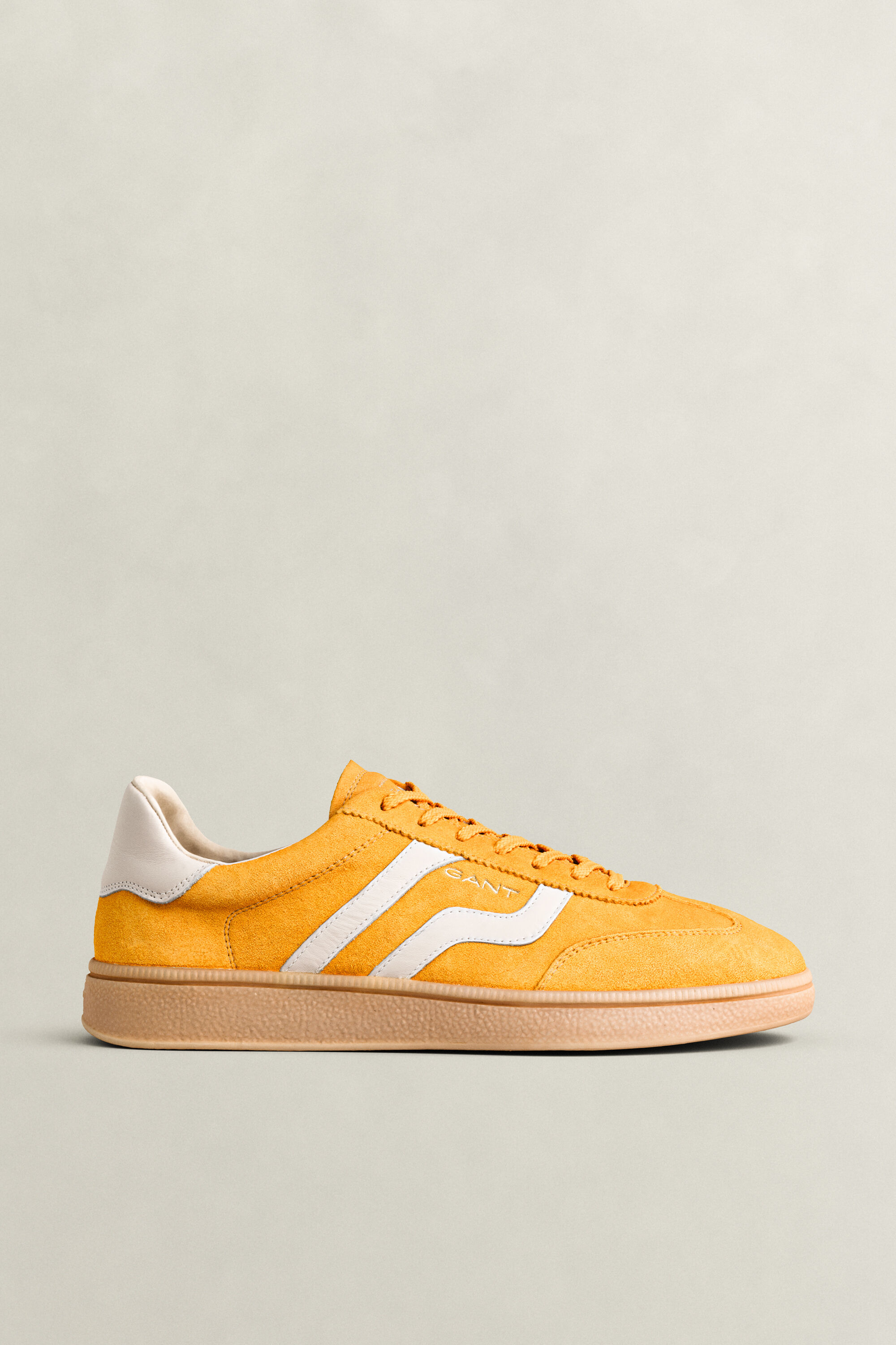 Cuzmo suède sneakers