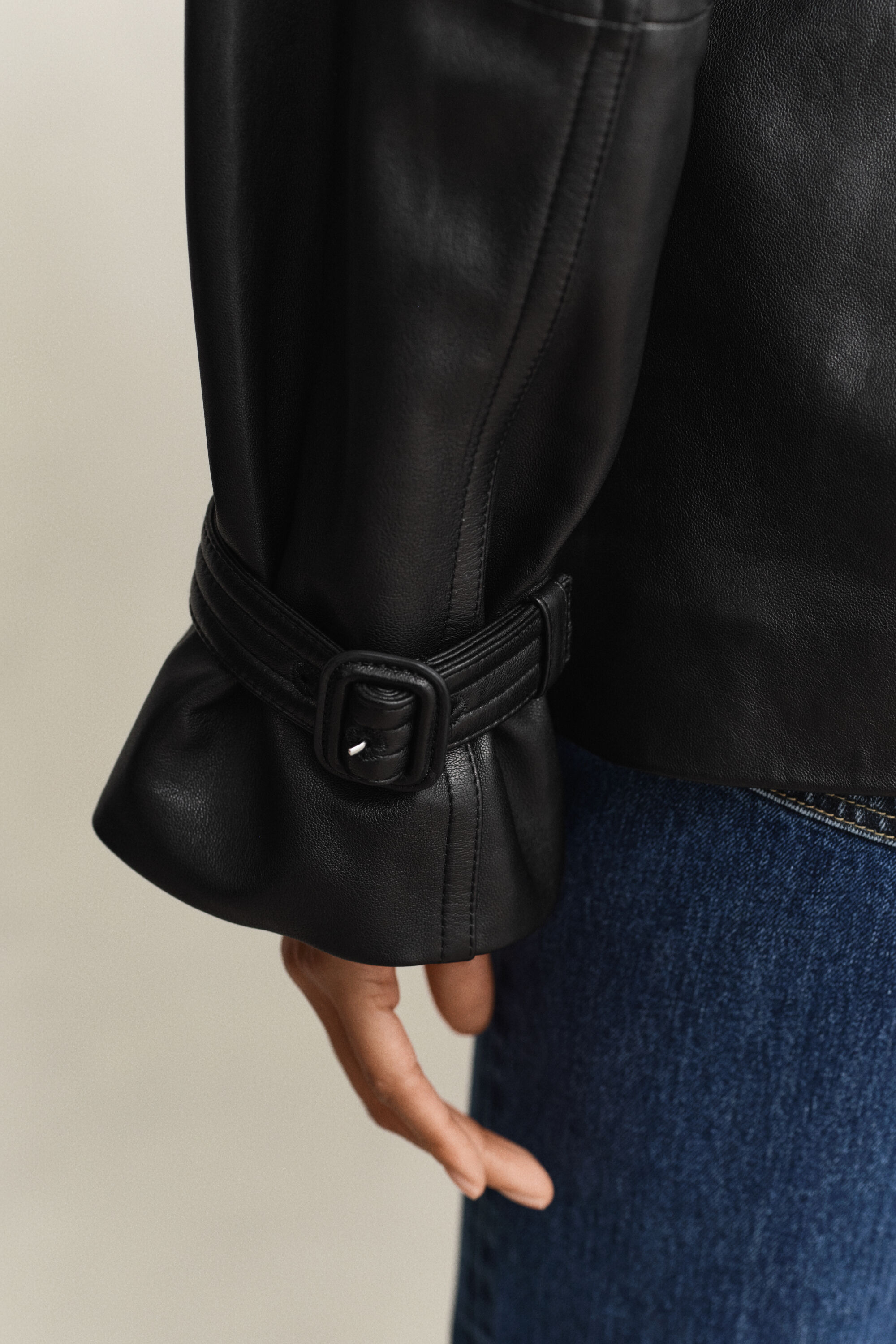 Korte leren trenchcoat