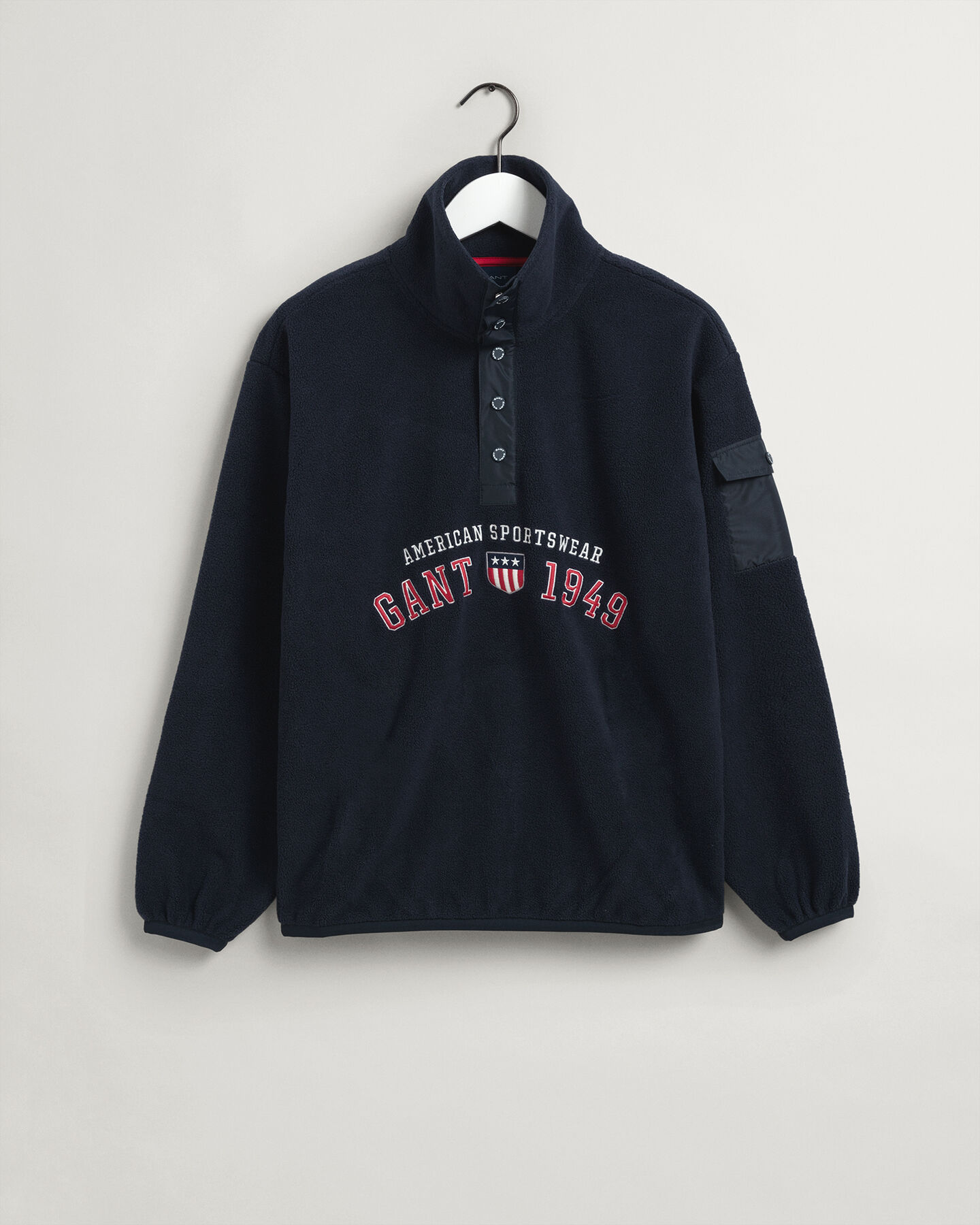 Retro Shield fleecetrui