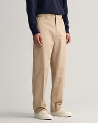 Wide Straight Fit chino