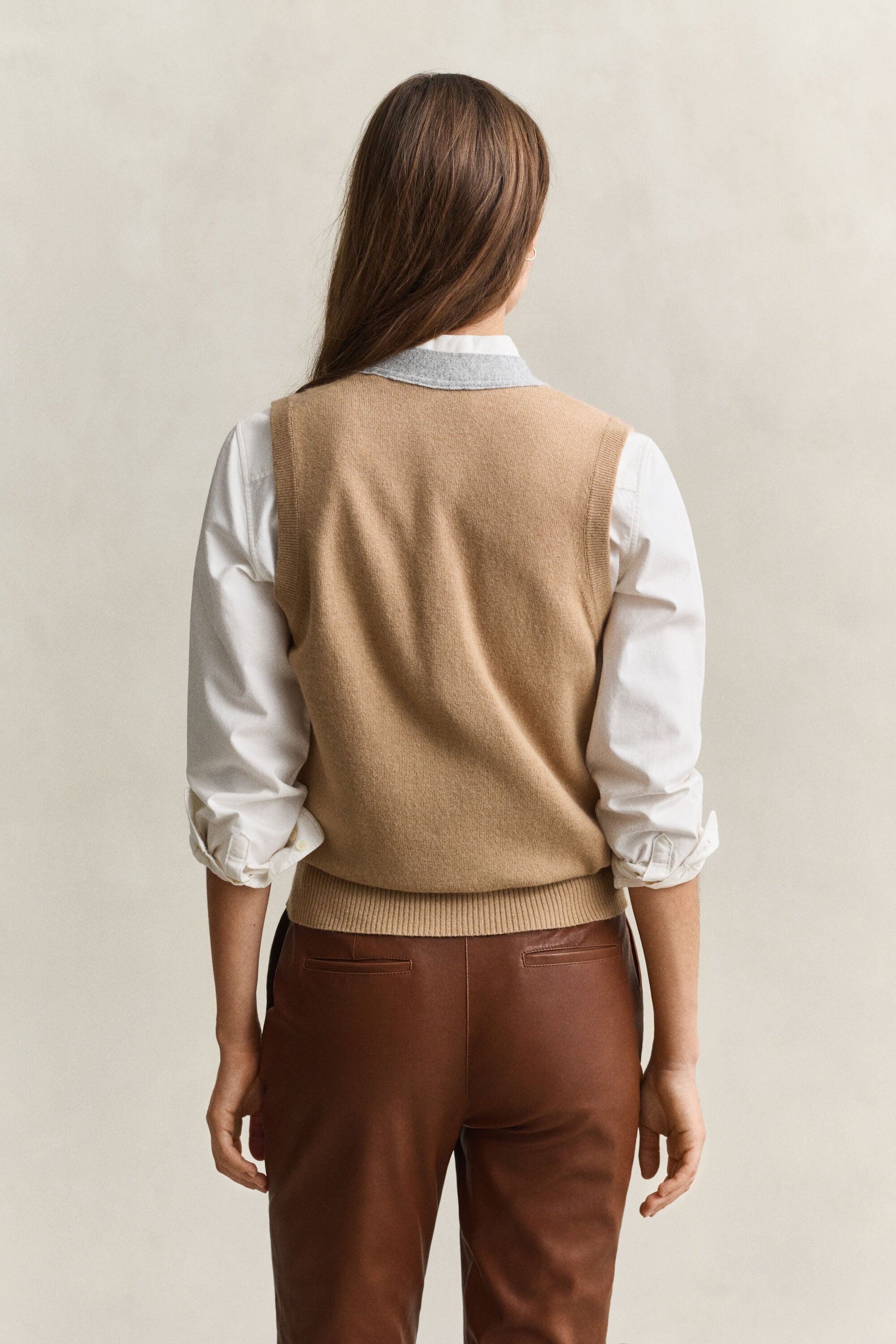 Gebreide spencer met contrasterende details