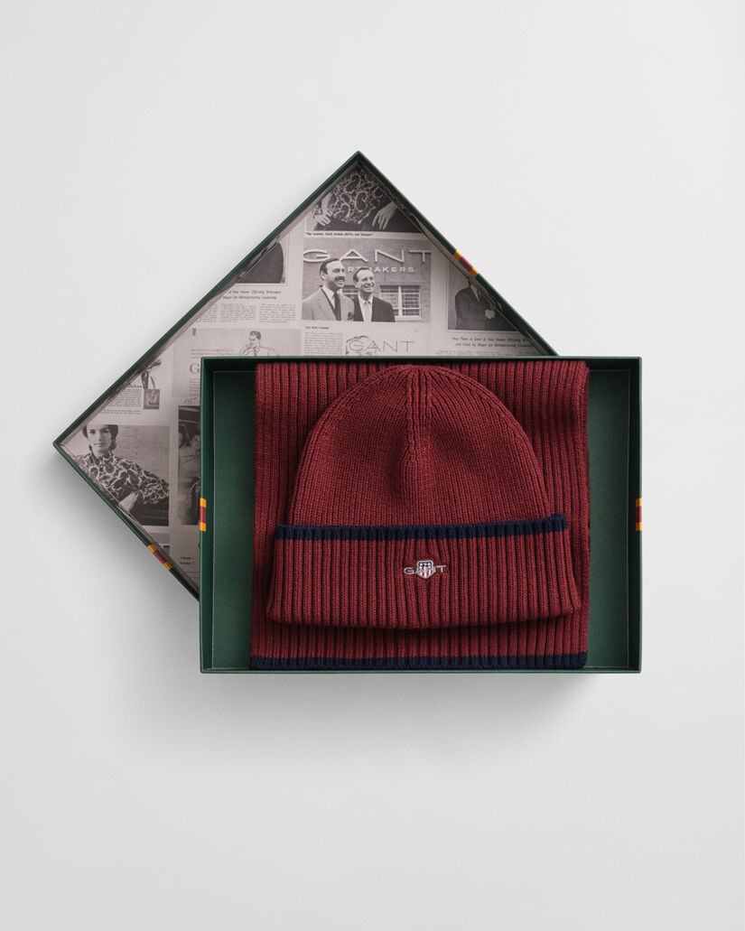 Essential cadeauset met beanie en sjaal