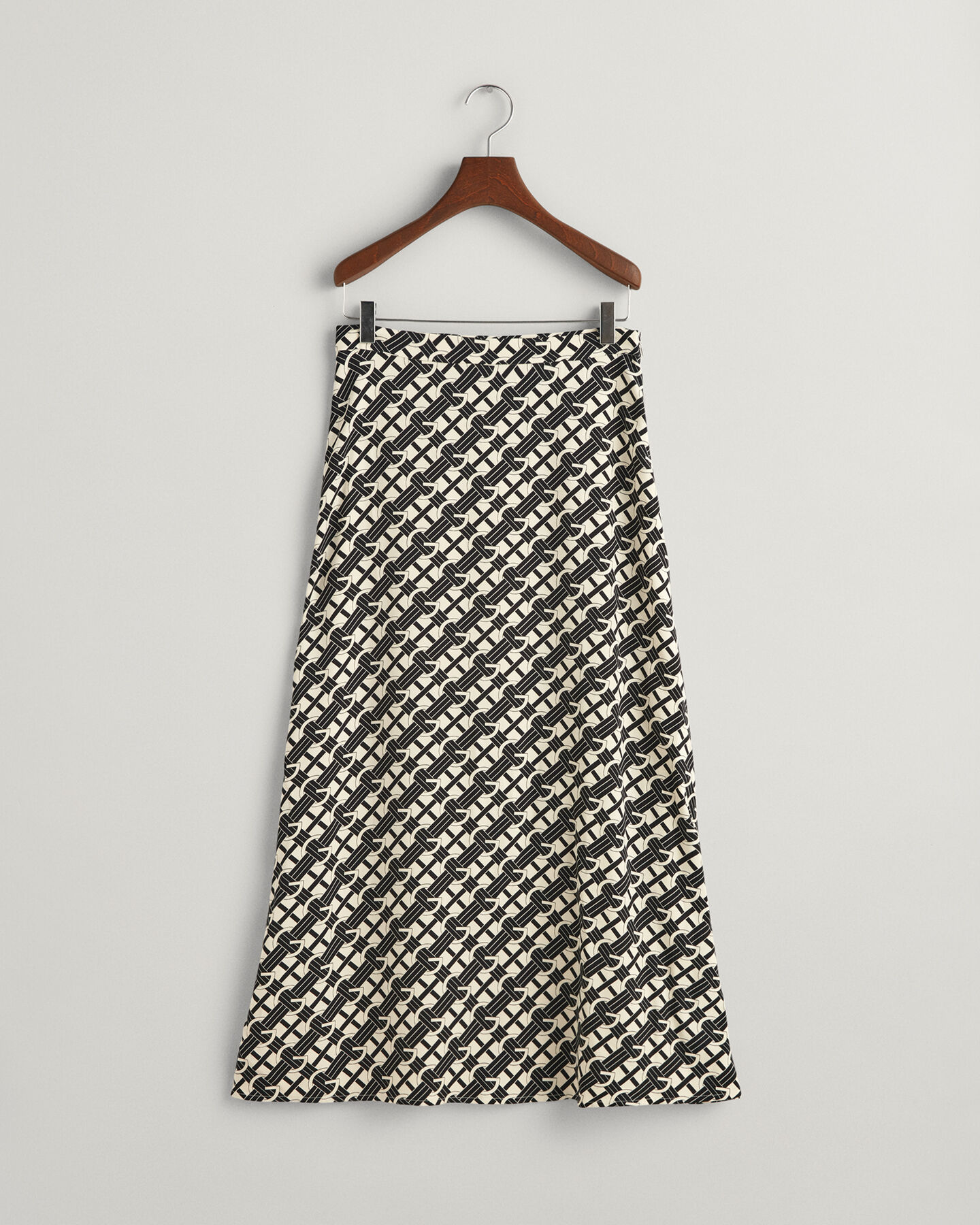 G Patterned rok