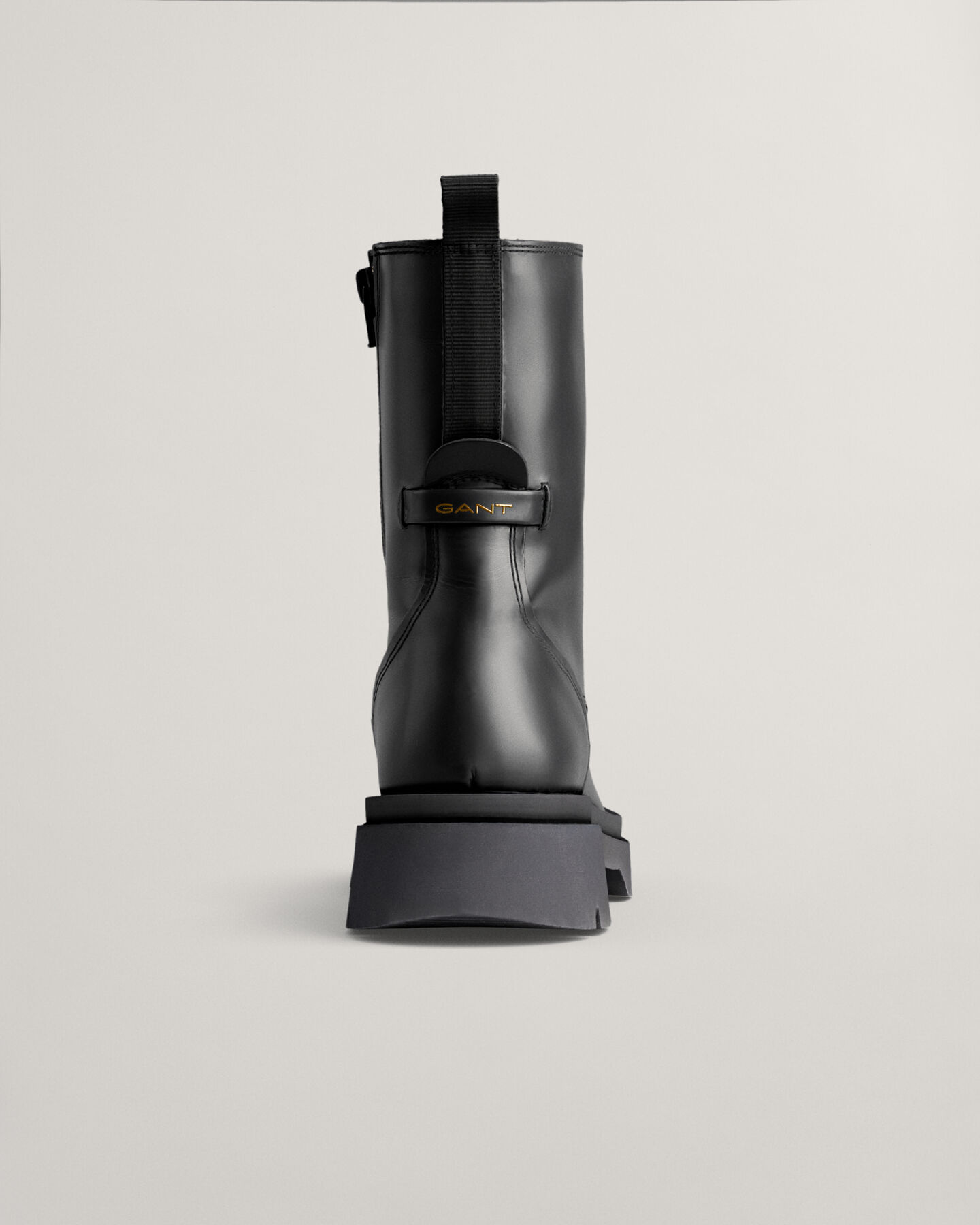 Meghany Chelsea boots