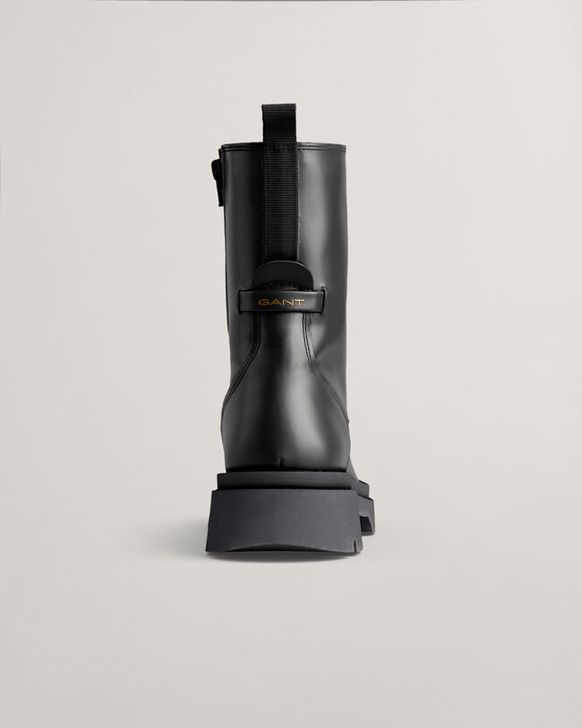 Meghany Chelsea boots
