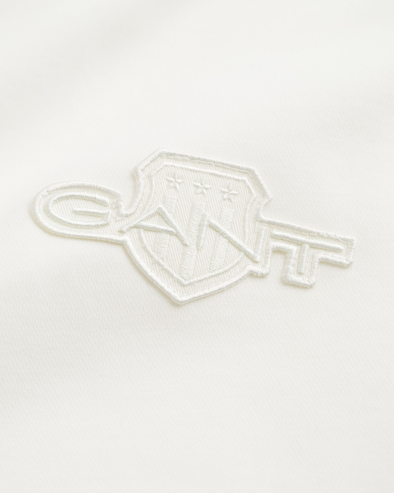 Tonal Shield sweatshirt met ronde hals