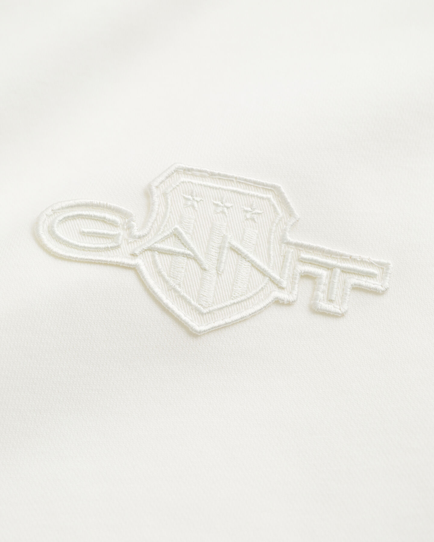 Tonal Shield sweatshirt met ronde hals