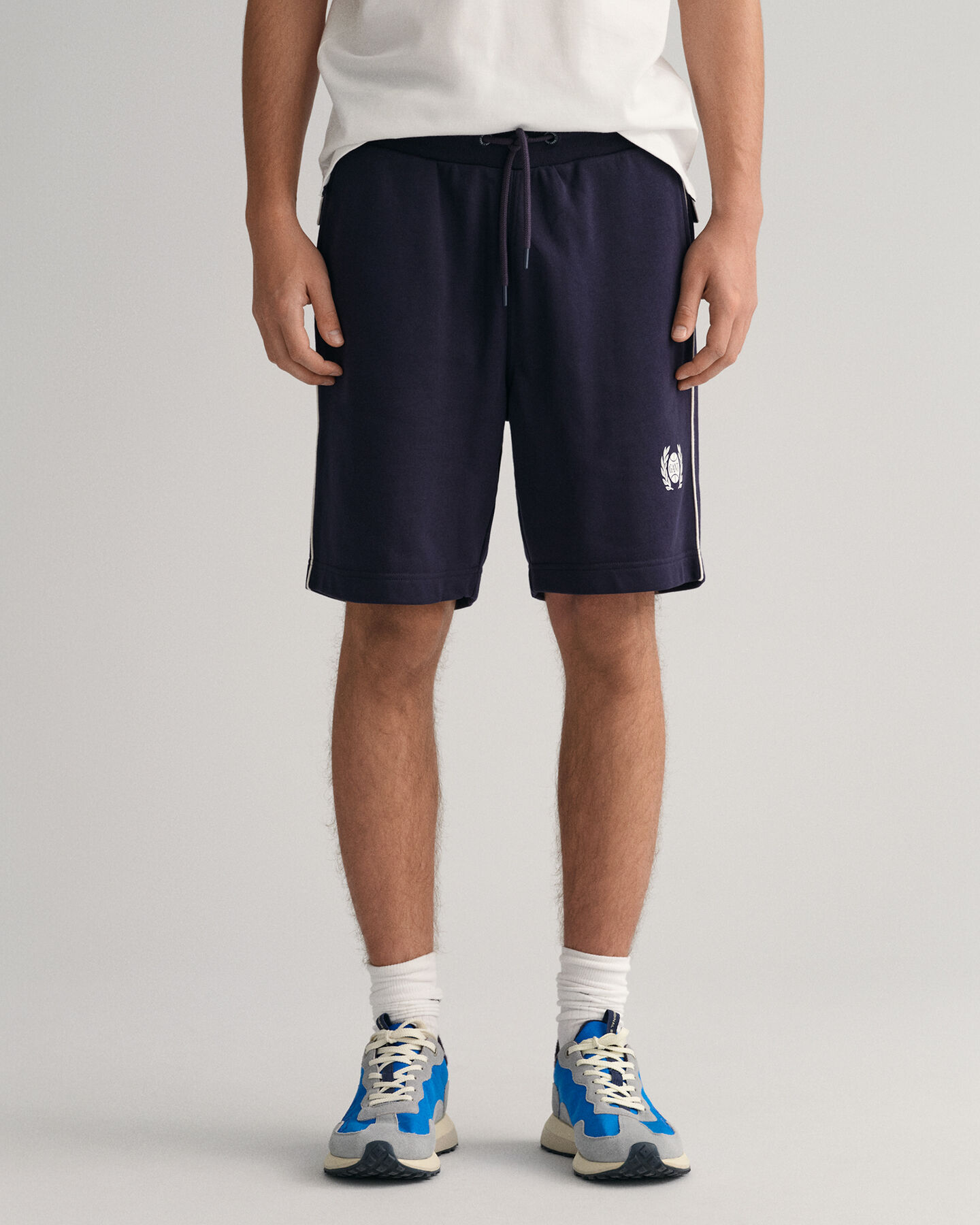 Retro Crest short