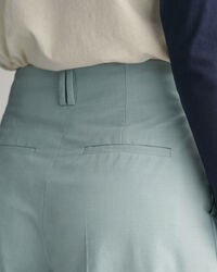 Bandplooibroek met wijde pijpen en hoge taille