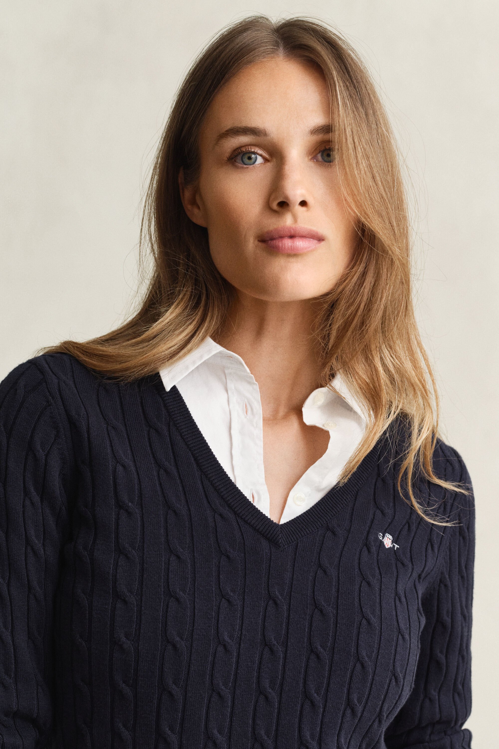 Kabelgebreide trui met V-hals