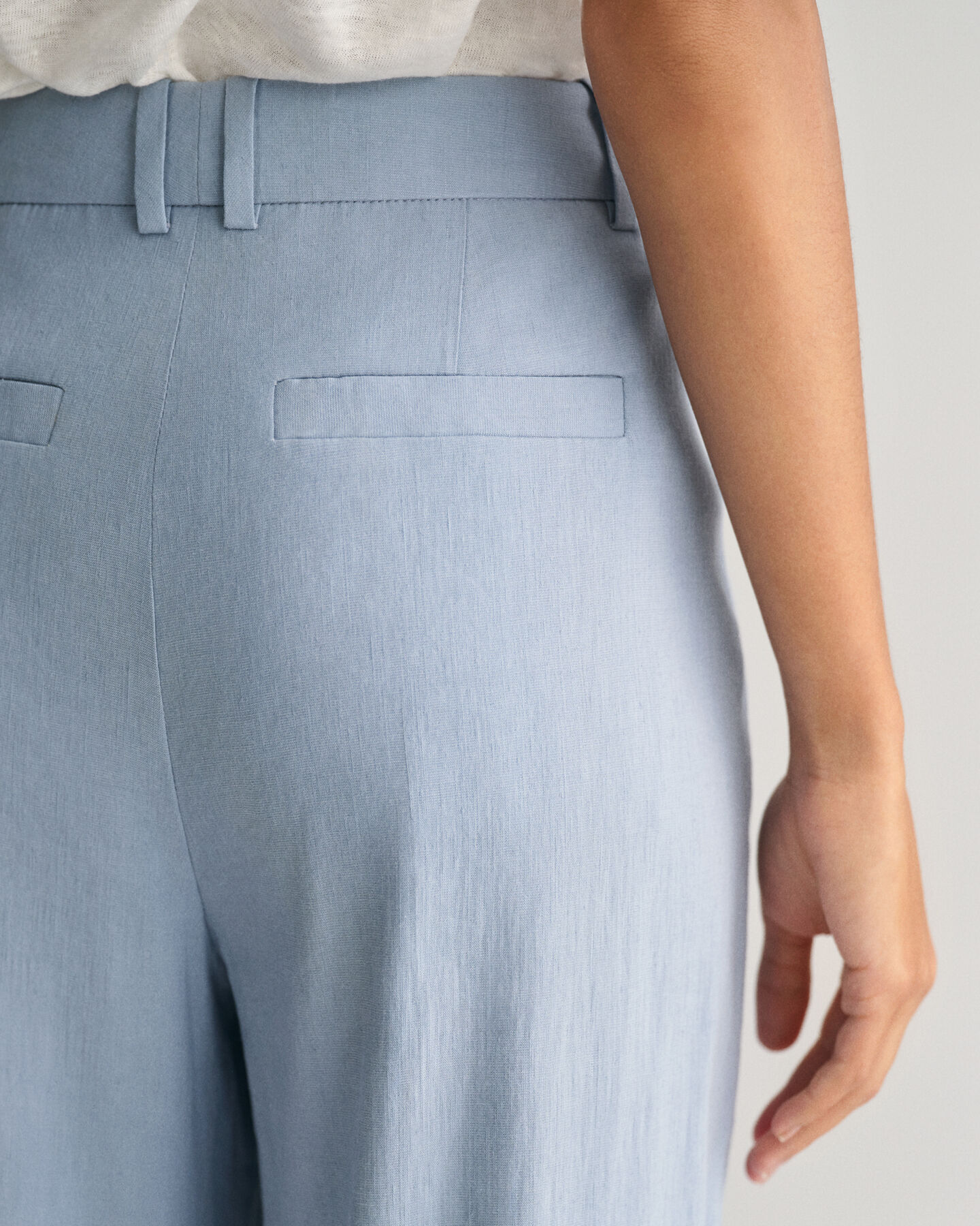 Relaxed Fit getailleerde broek van stretchlinnen