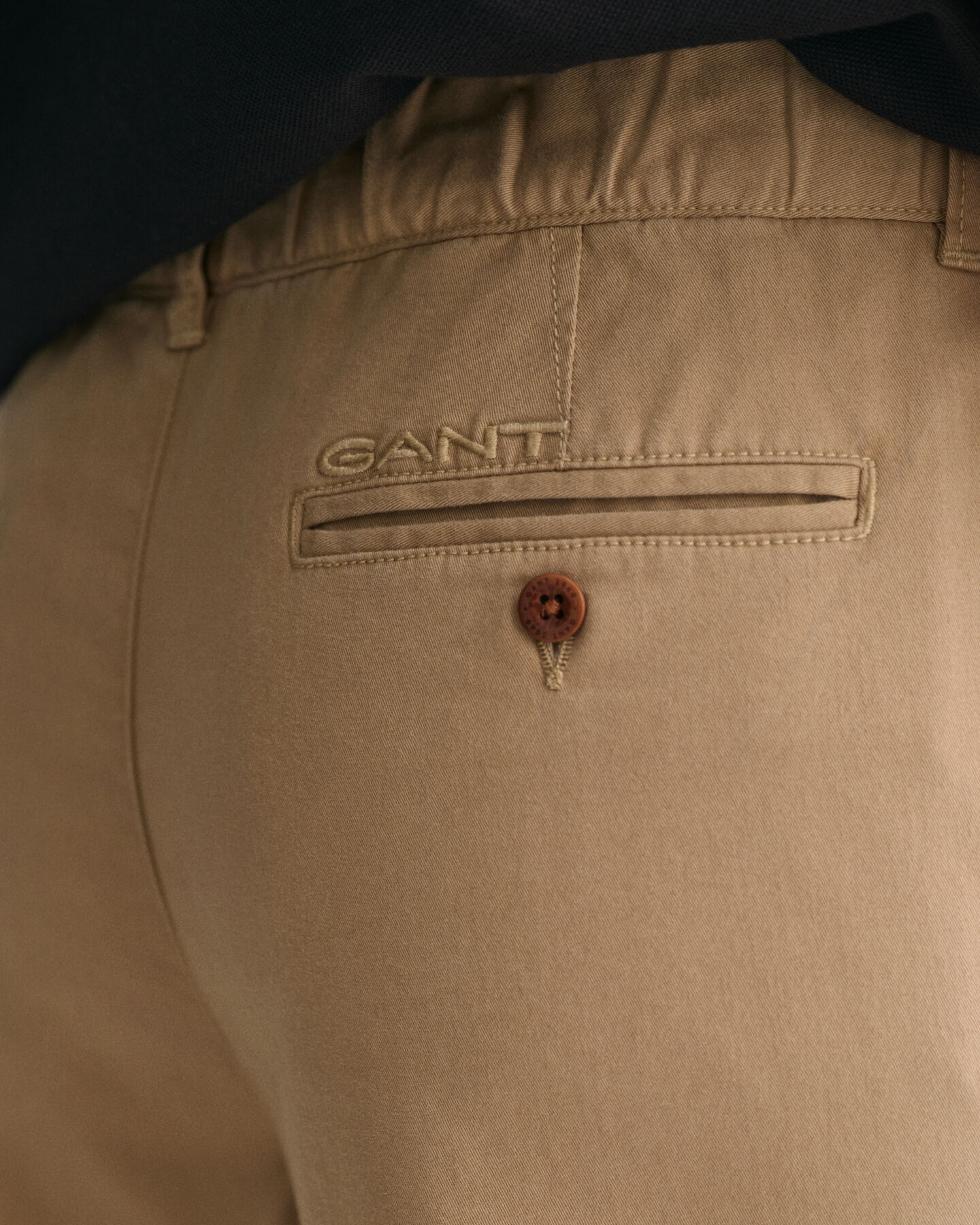 Teen Girls boxplooi-chino