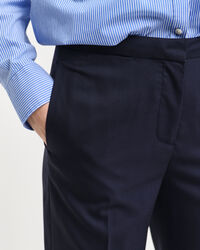 Iets kortere nette broek