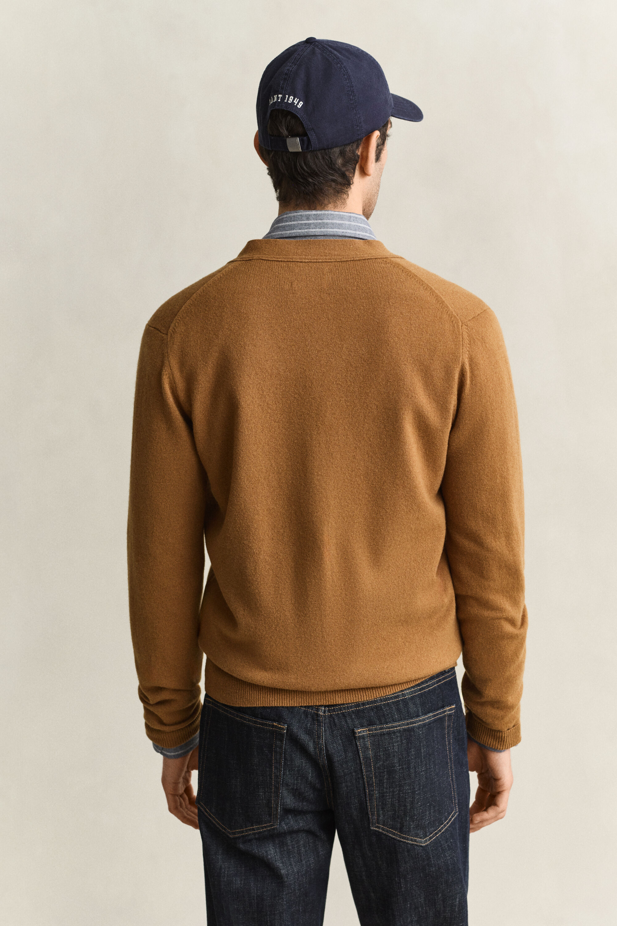 Lamswollen vest met V-hals