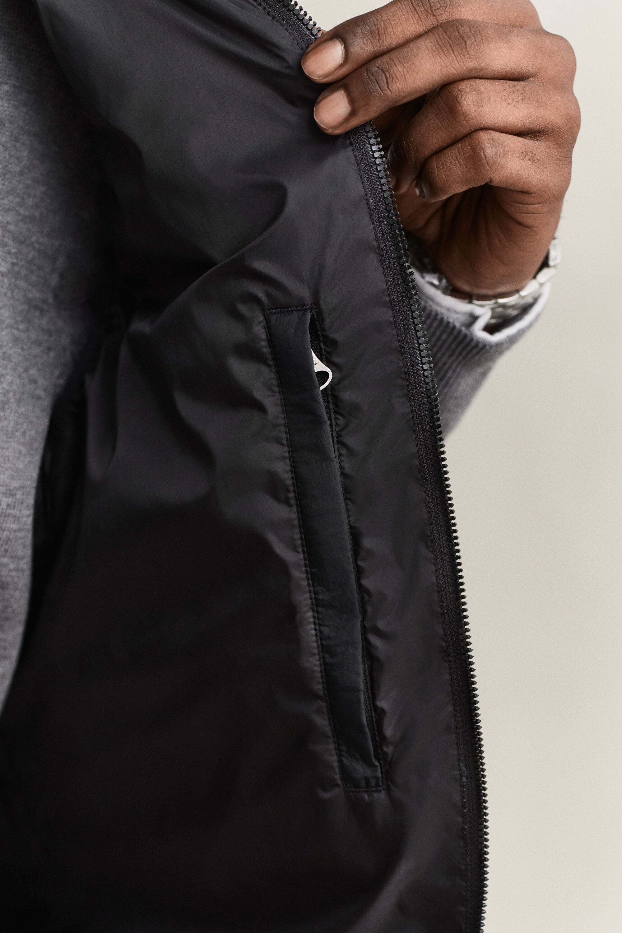Lichte donsbodywarmer