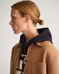 Met de hand gestikt overhemdjack