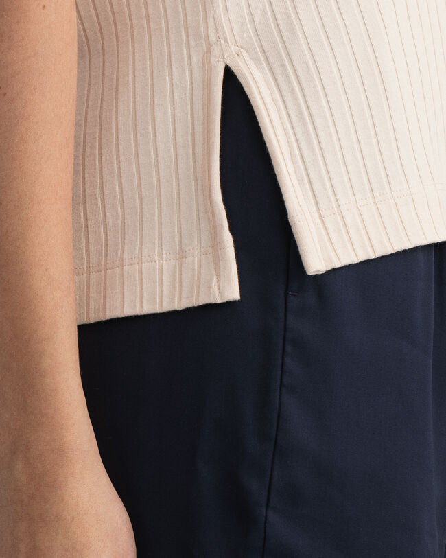 Detail T-shirt met split en halfmouwen