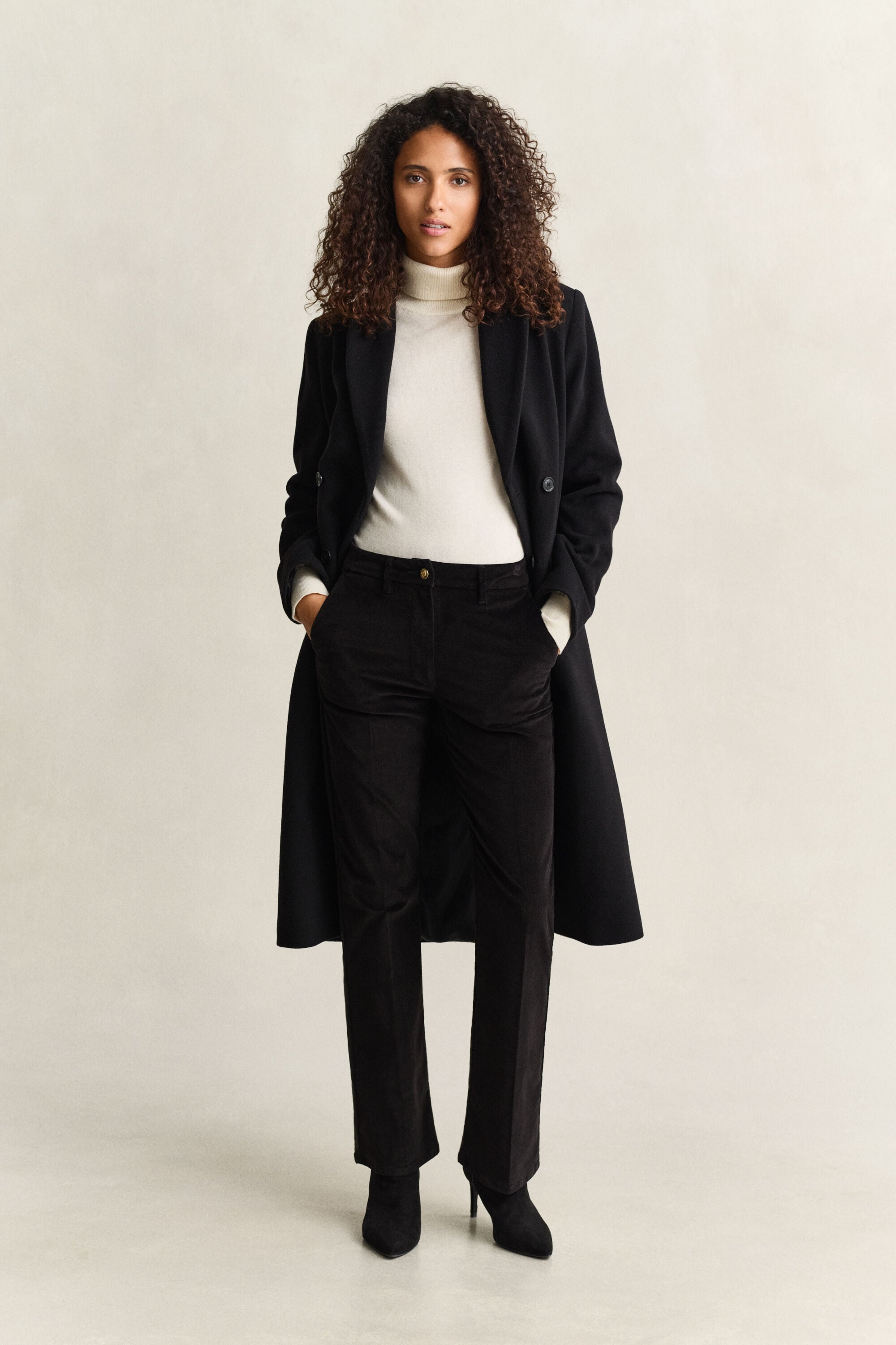 Fluwelen broek met wijduitlopende pijpen