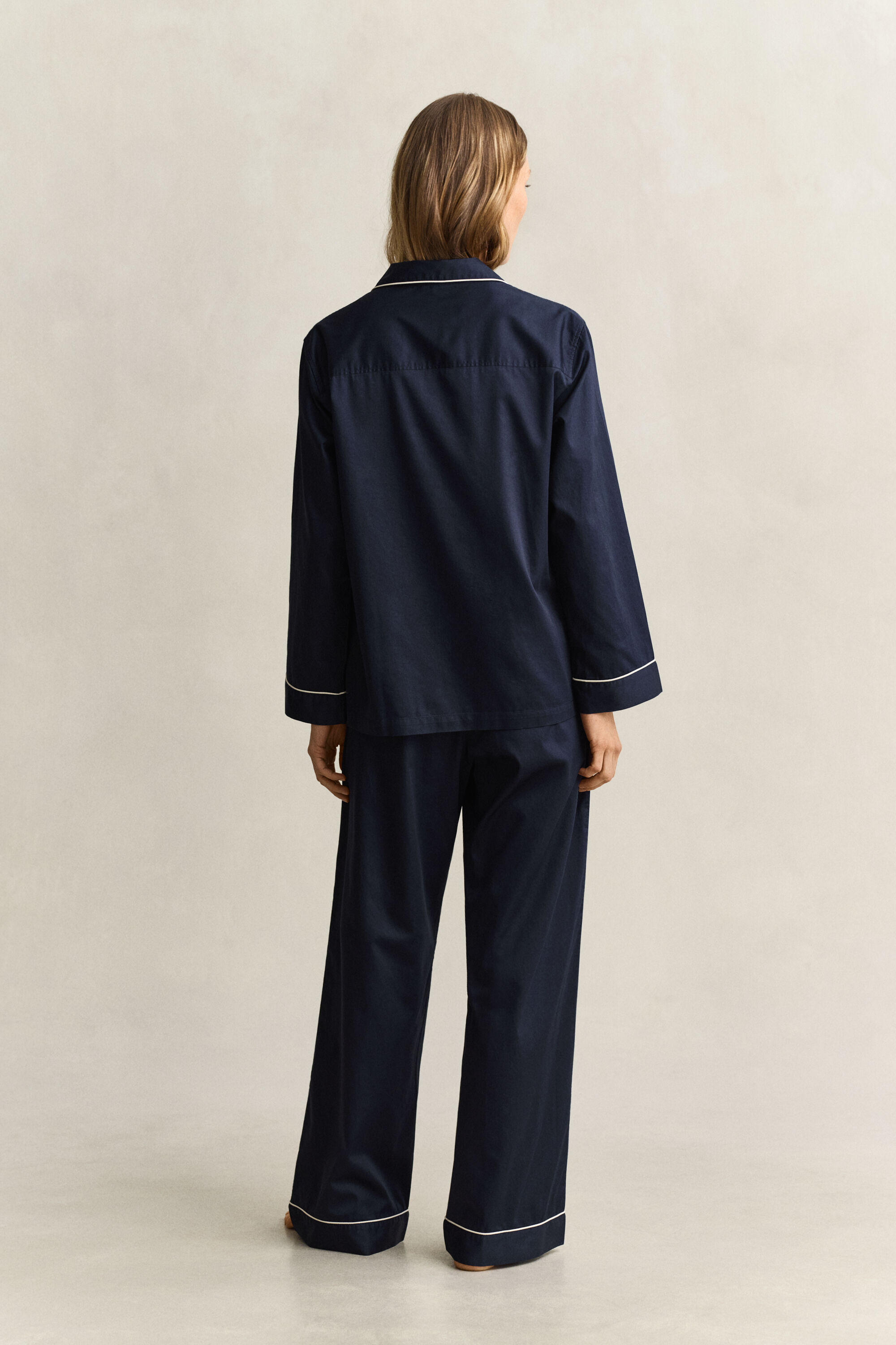 Satijnen pyjama
