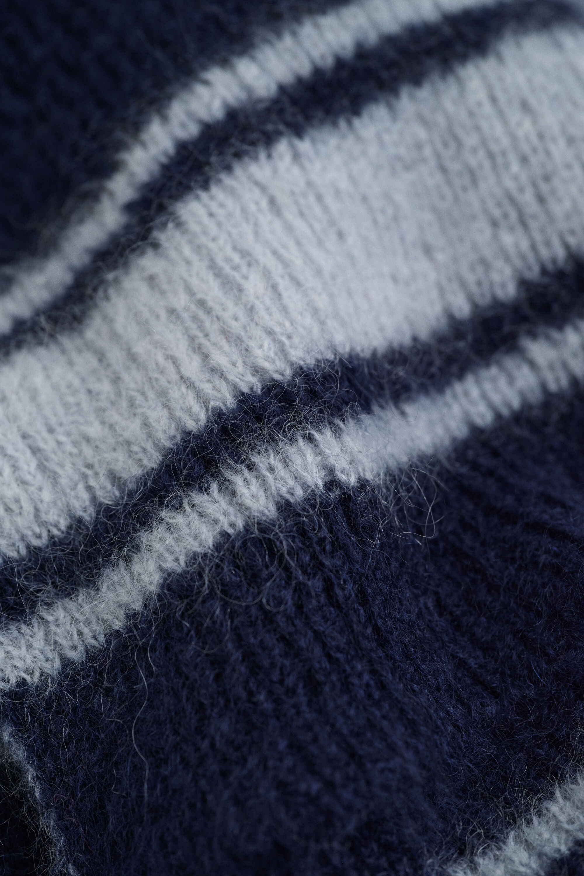 Gestreepte mohair sjaal
